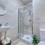アパート Sunny 2br Minutes From The Sea & Views