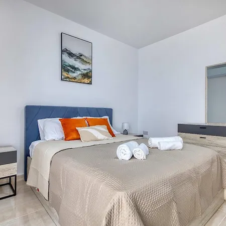 Appartement Sunny 2br Minutes From The Sea & Views *